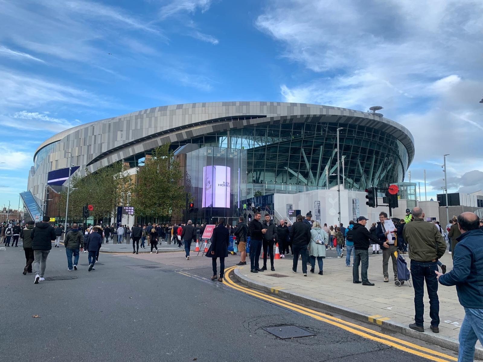 Tottenham Hotspur Stadium exterior on matchday