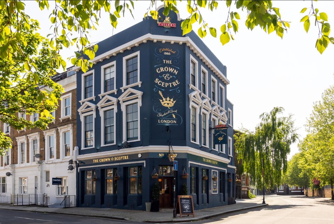 The Crown & Sceptre pub exterior in Shepherd's Bush